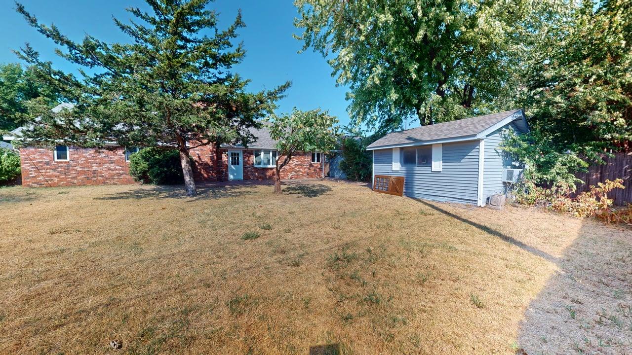 2621 S 89th East Avenue Property Photo 28