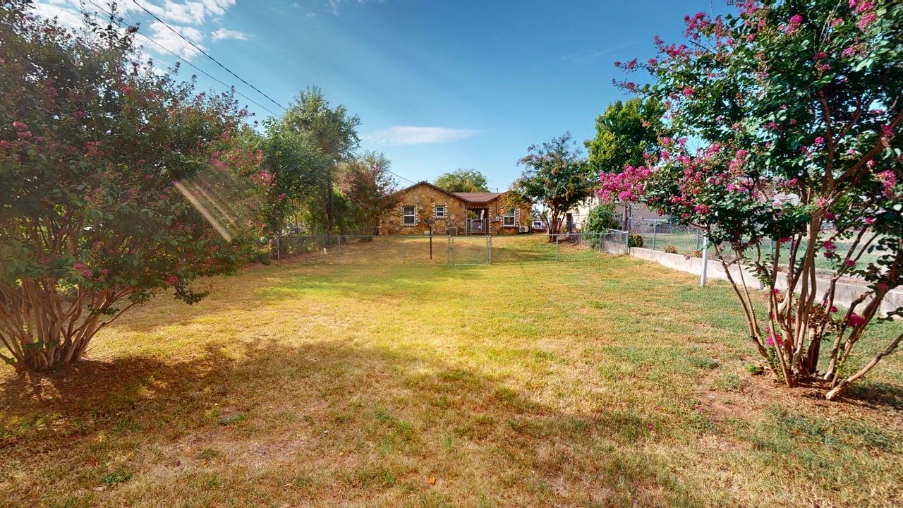 415 E Aquarium Place Property Photo 22
