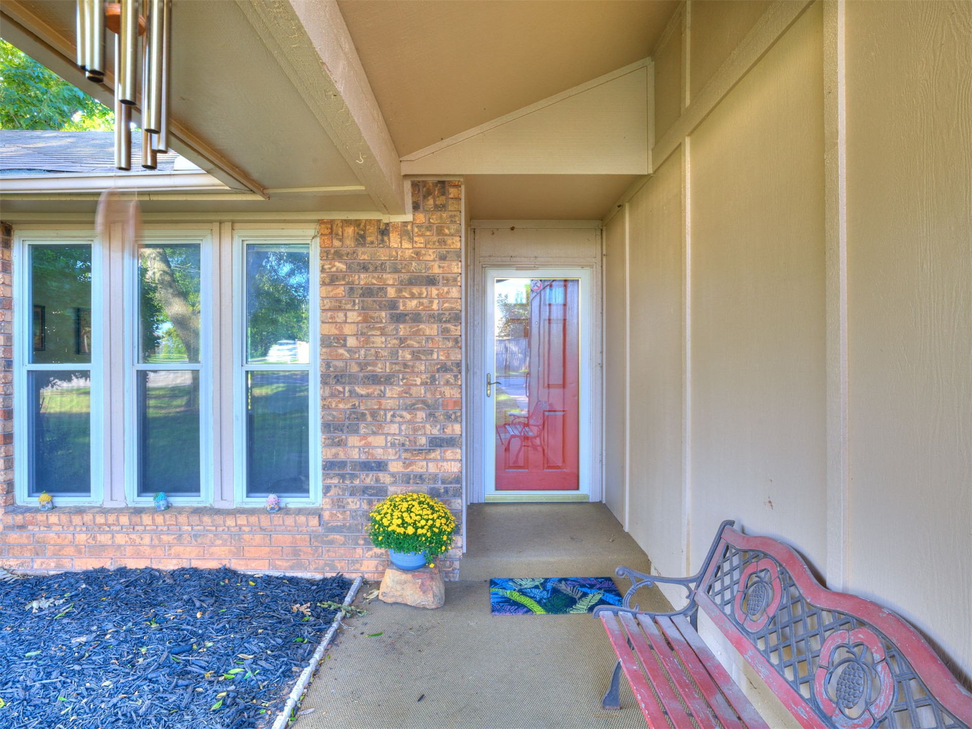 204 W Seward Avenue Property Photo 3
