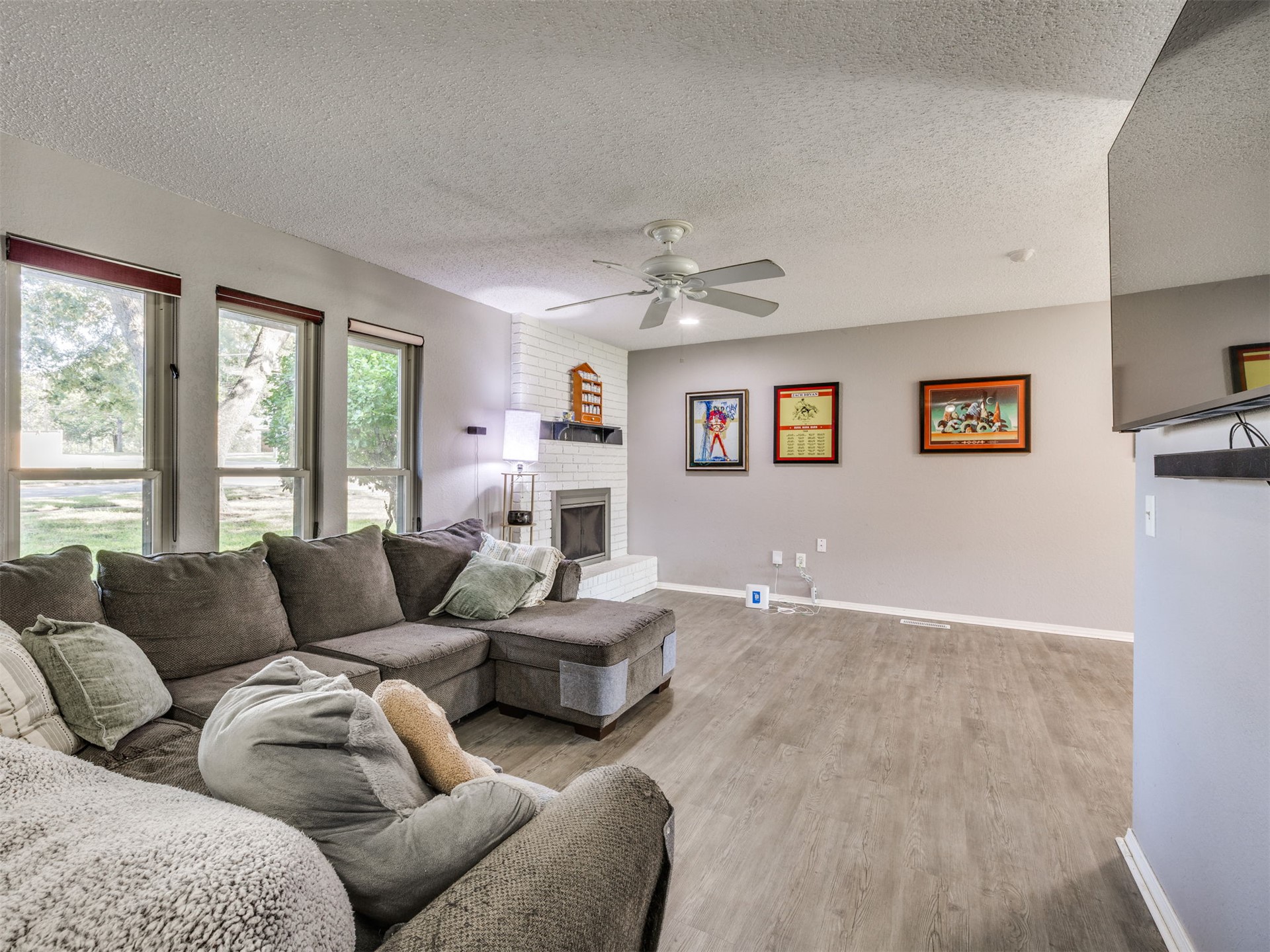 204 W Seward Avenue Property Photo 4