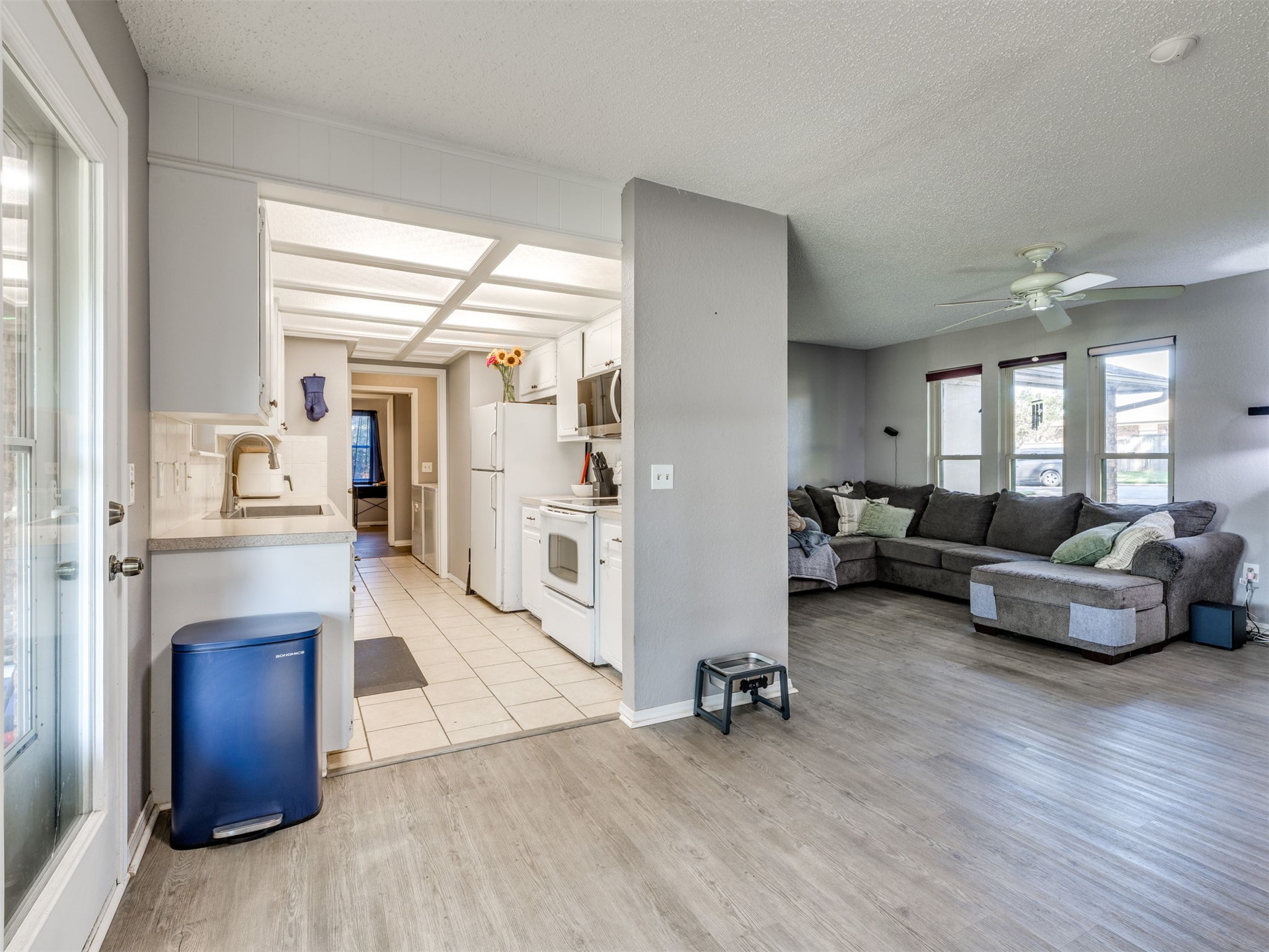 204 W Seward Avenue Property Photo 8
