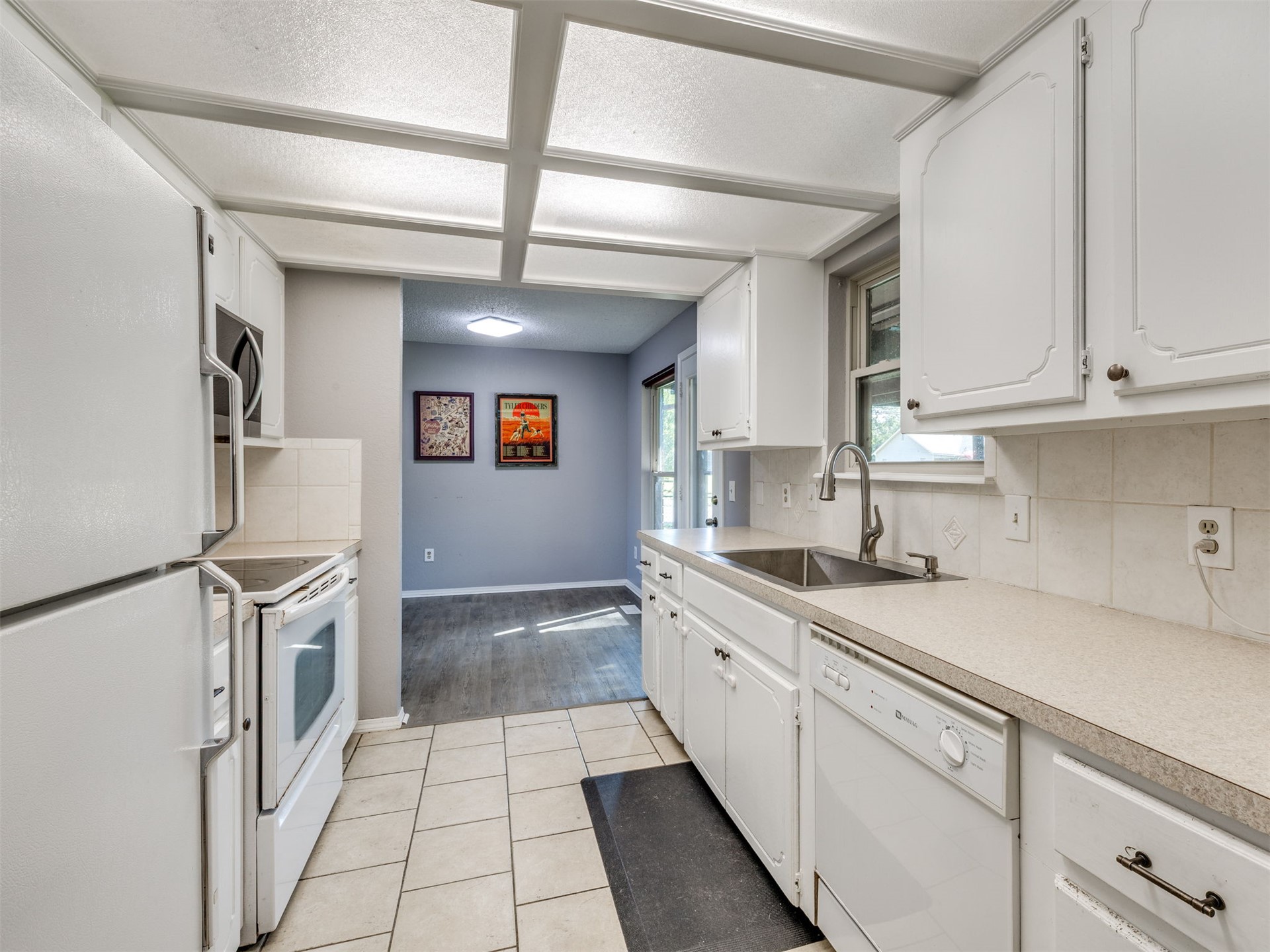 204 W Seward Avenue Property Photo 11
