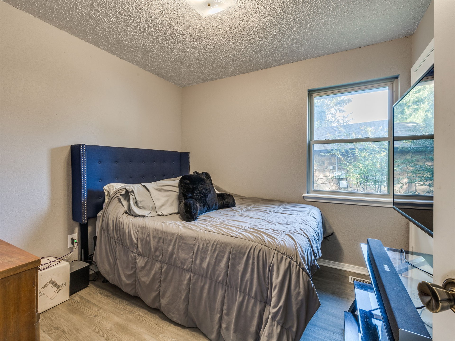 204 W Seward Avenue Property Photo 16