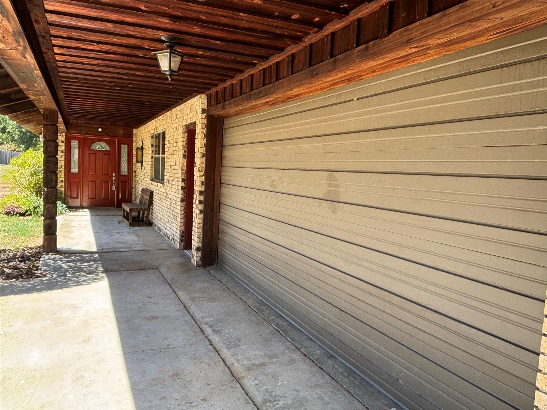 367 W Cliff Drive Property Photo 3