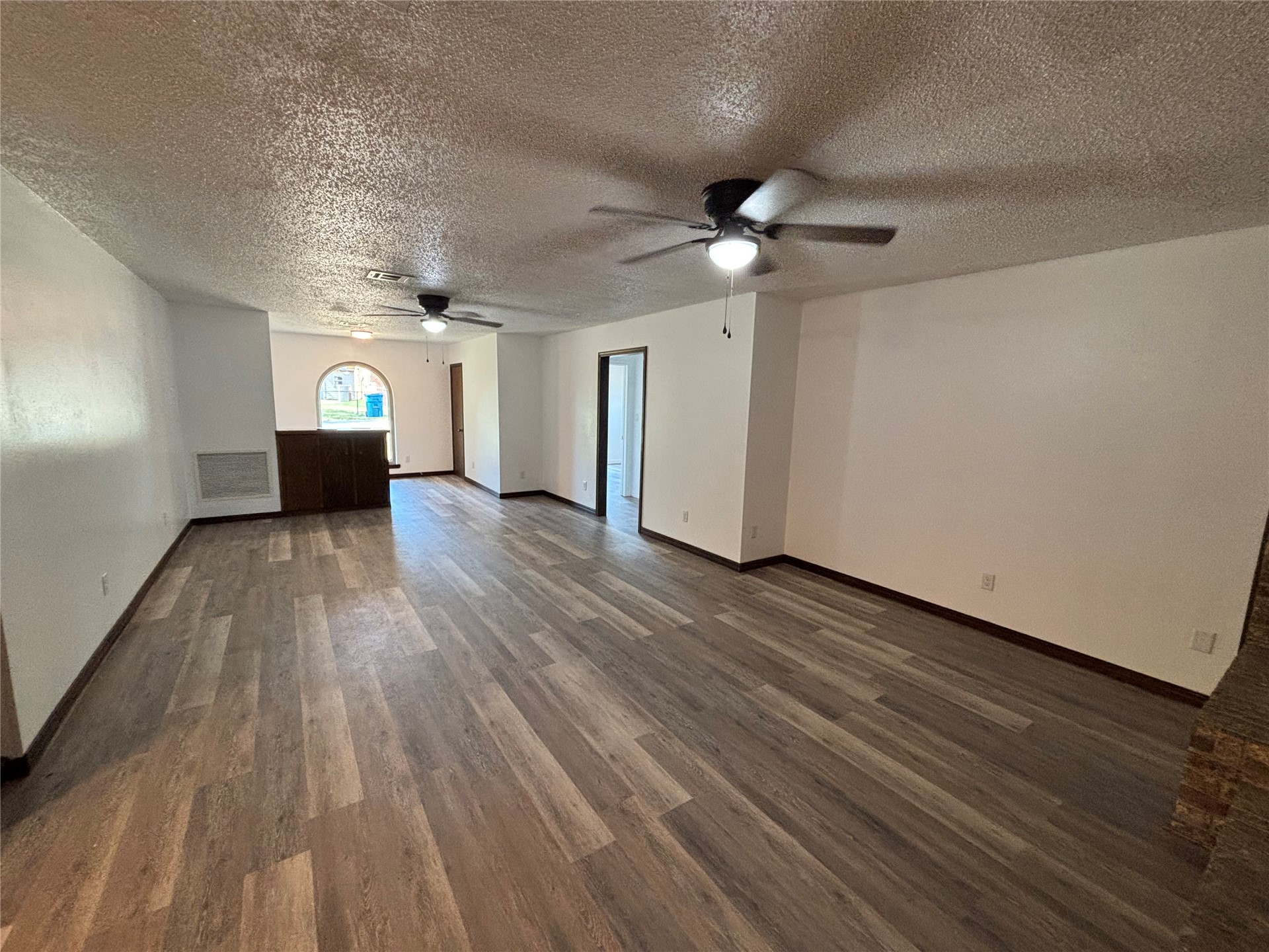 367 W Cliff Drive Property Photo 12