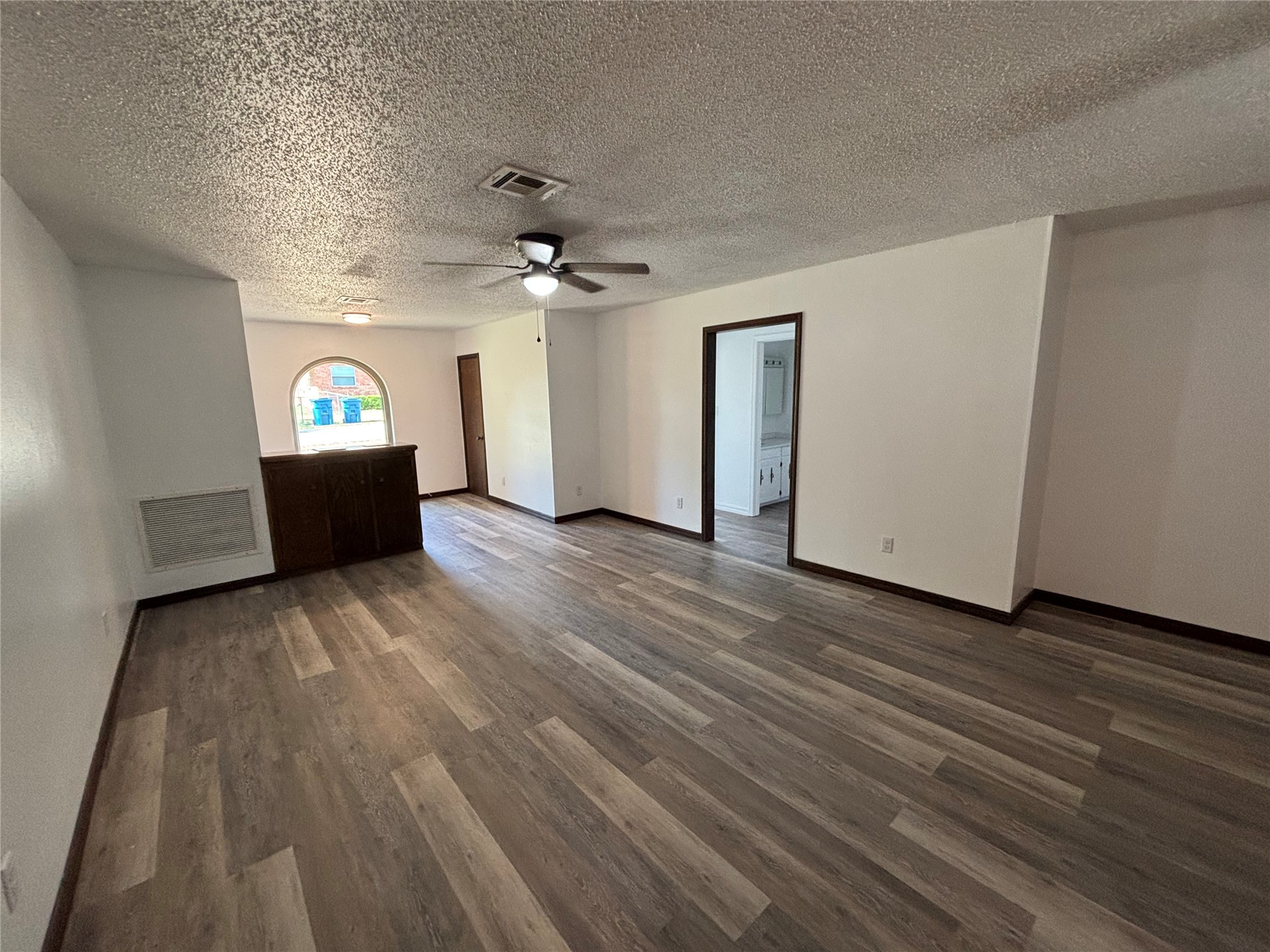 367 W Cliff Drive Property Photo 13