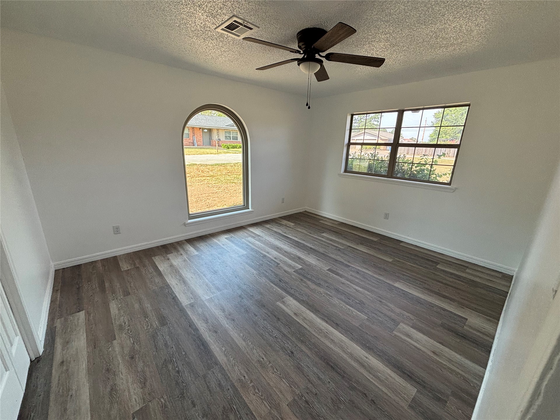 367 W Cliff Drive Property Photo 15