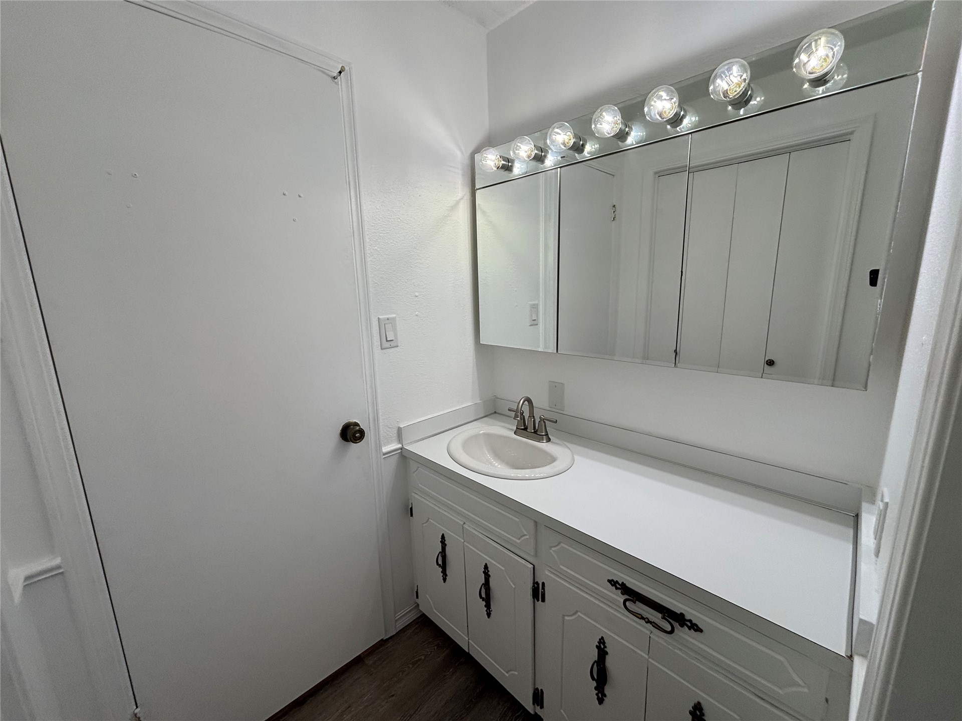 367 W Cliff Drive Property Photo 22