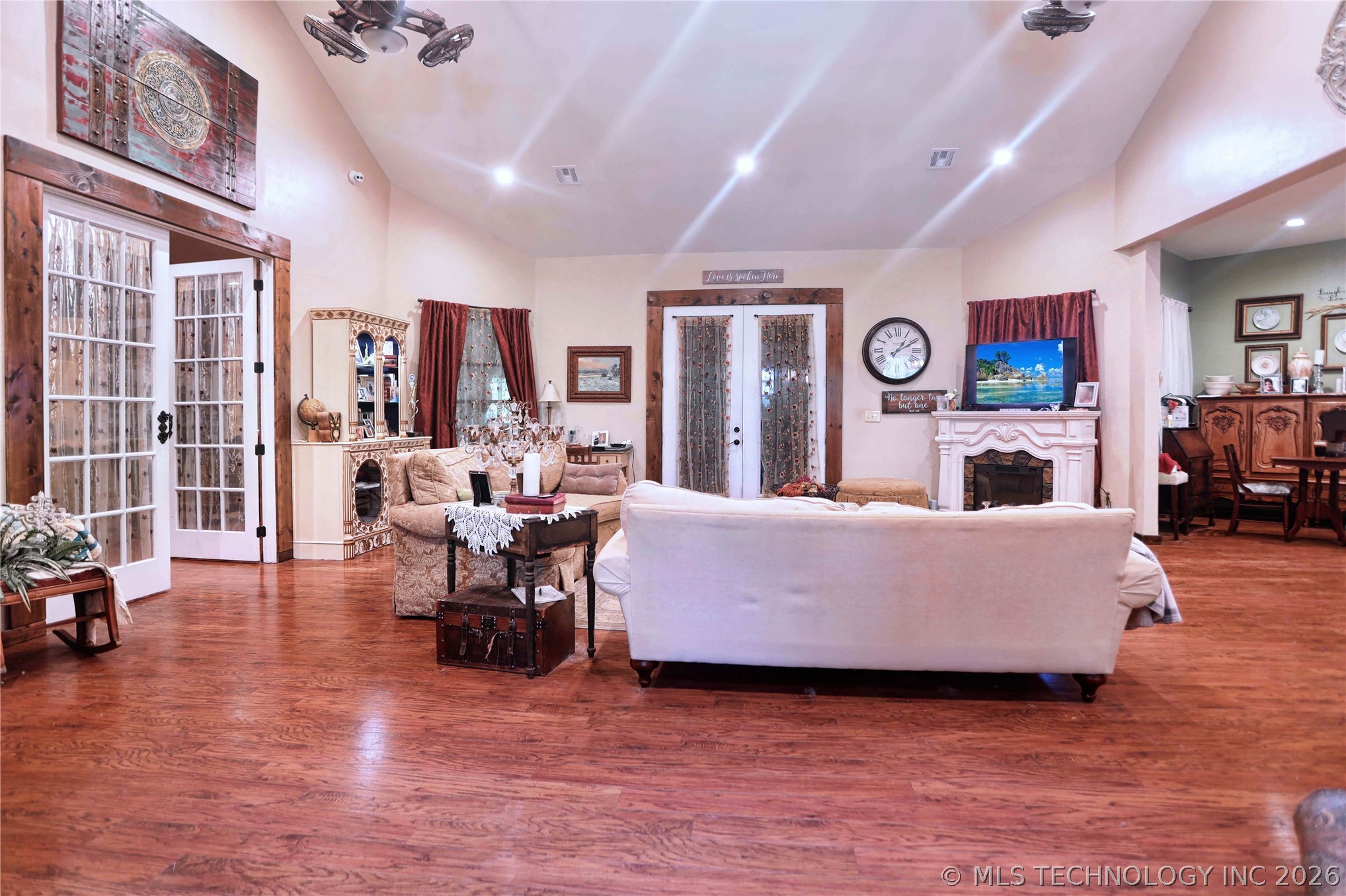 701 Young Road Property Photo 6