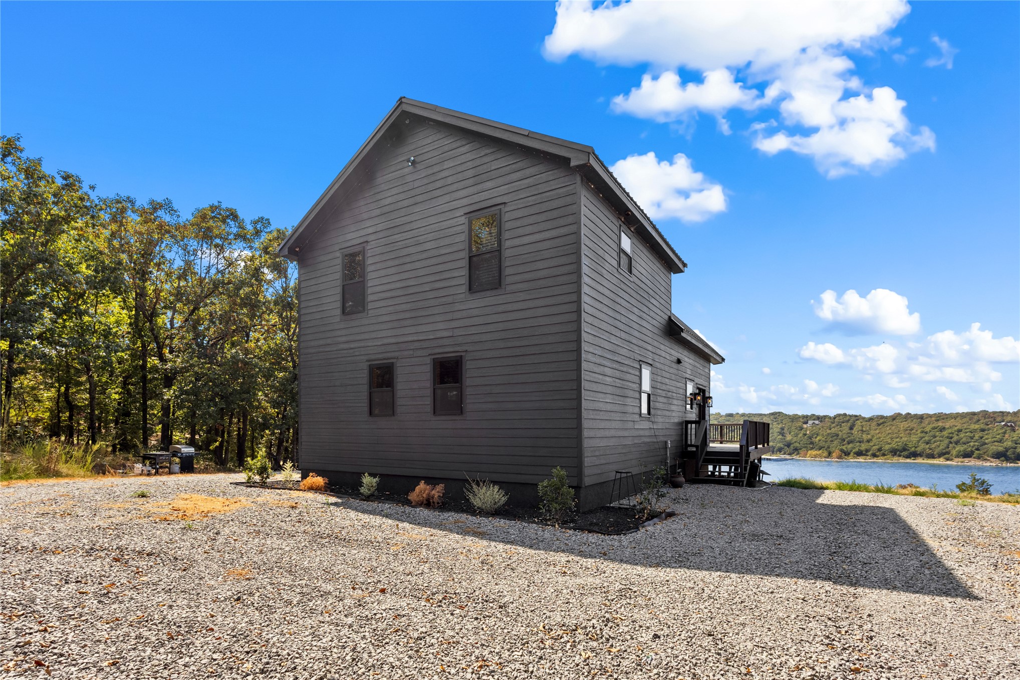 2217 Hidden Ridge Road Property Photo 6