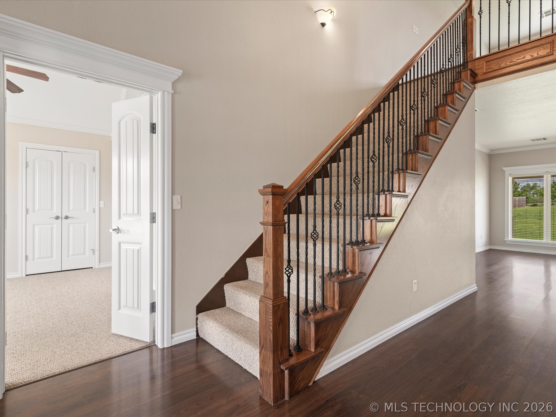 5817 Woodland Property Photo 6