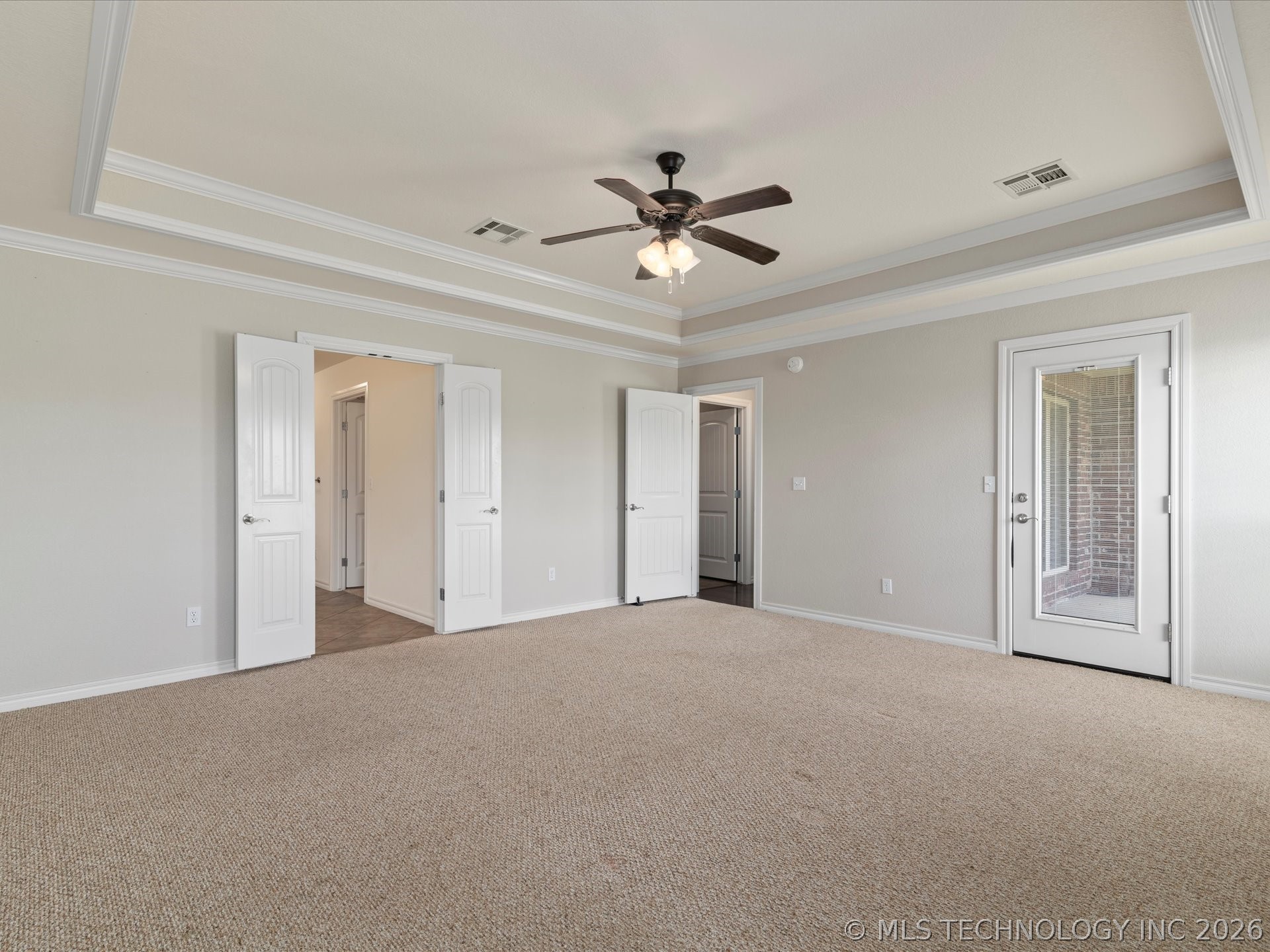 5817 Woodland Property Photo 18