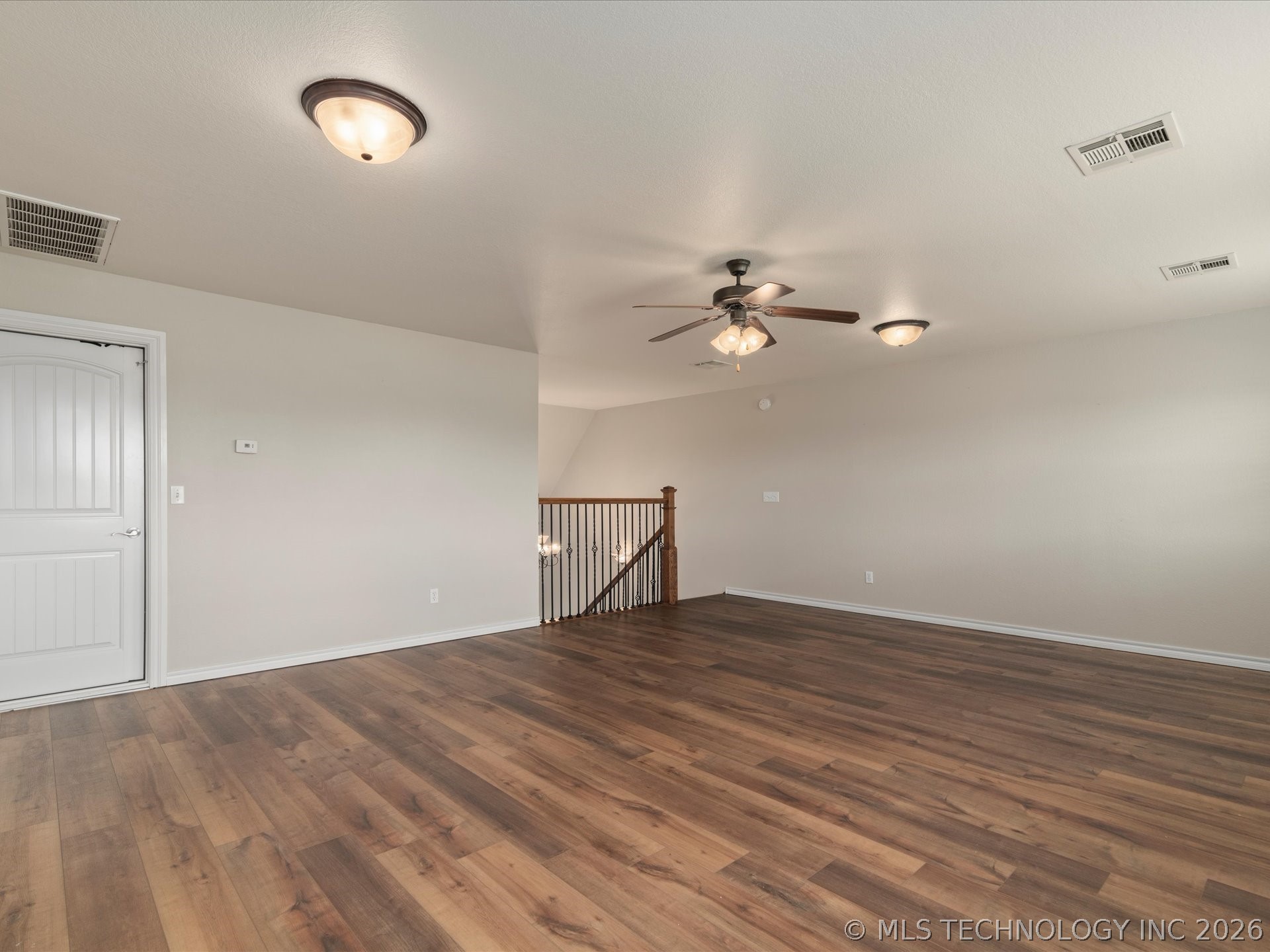 5817 Woodland Property Photo 33
