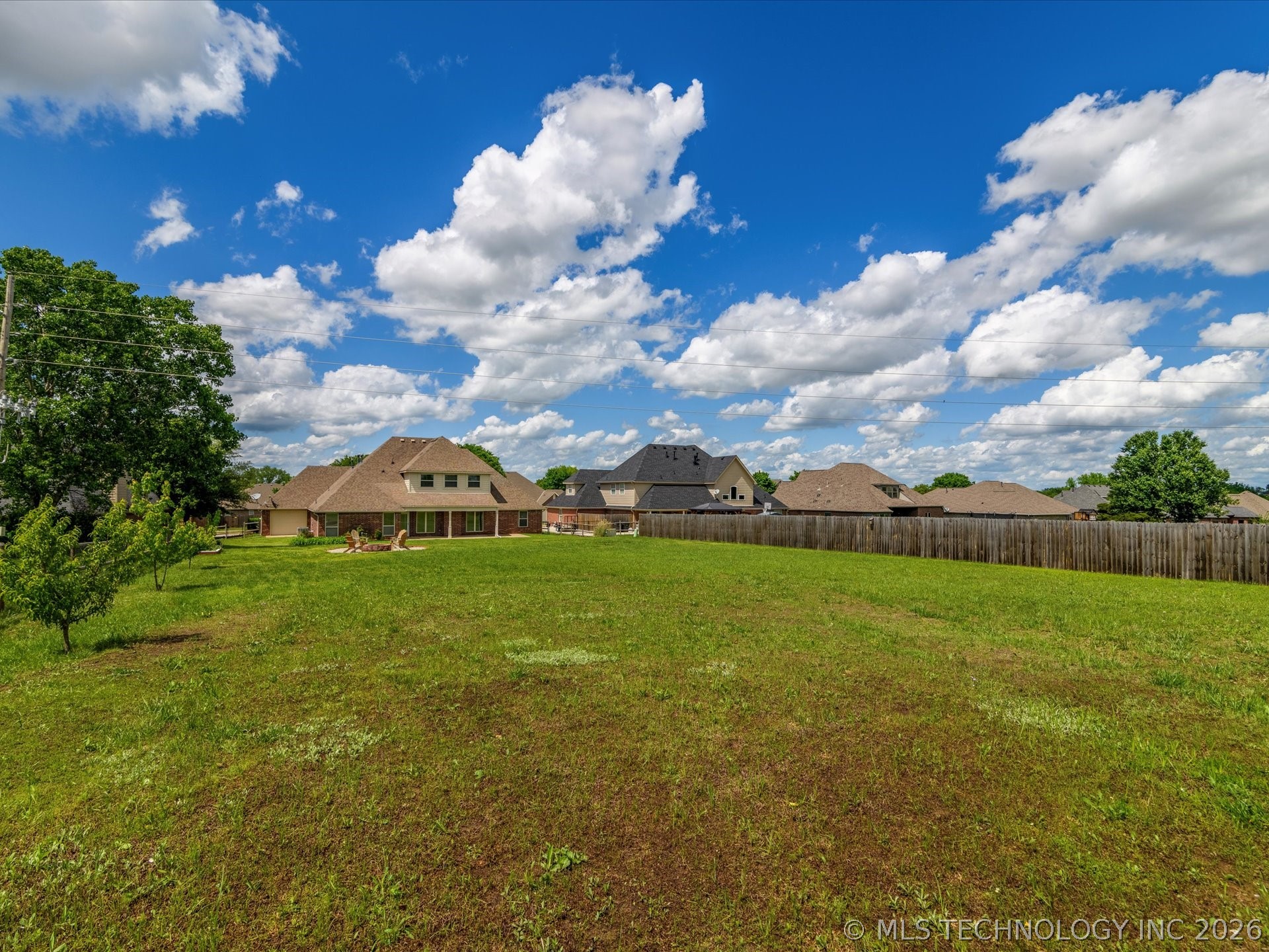 5817 Woodland Property Photo 38