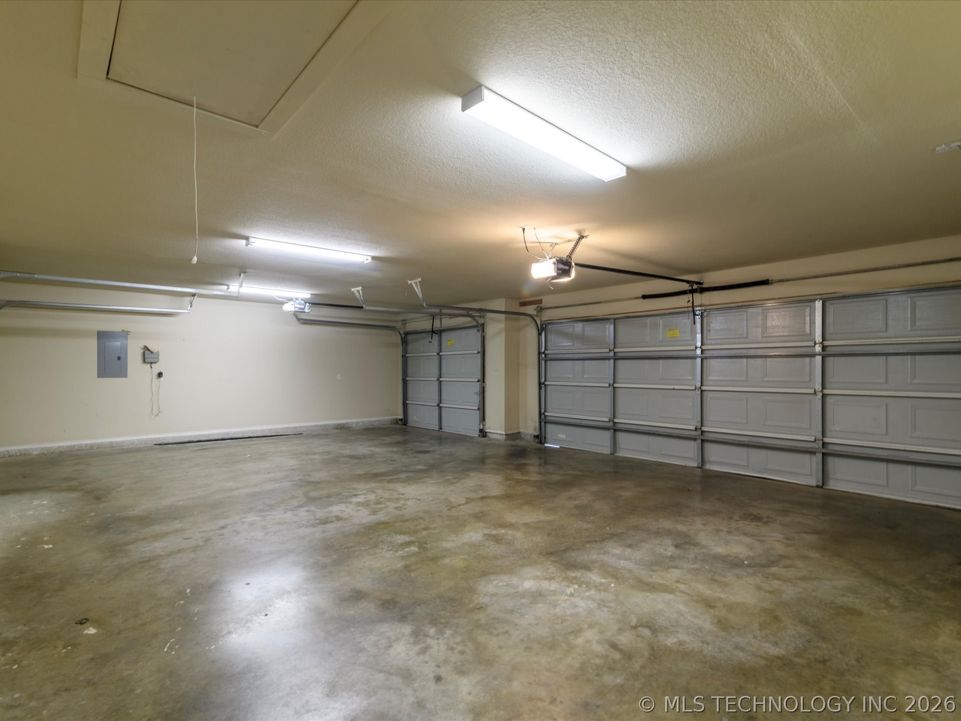 5817 Woodland Property Photo 40