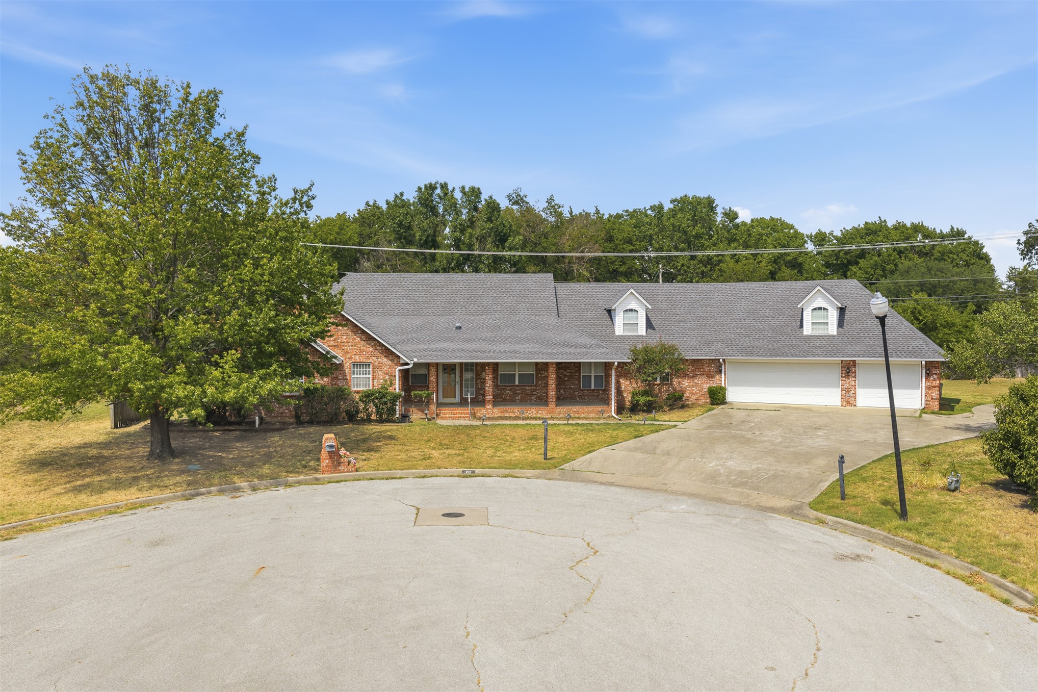 802 Forest Property Photo 1