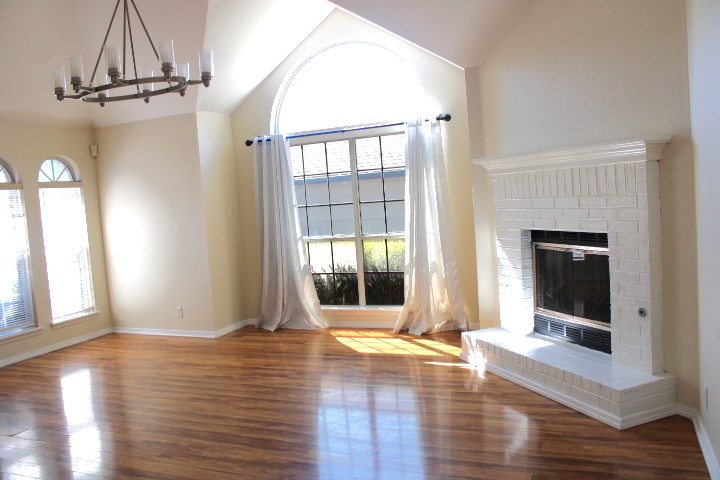 7434 S 95th East Avenue Property Photo 7