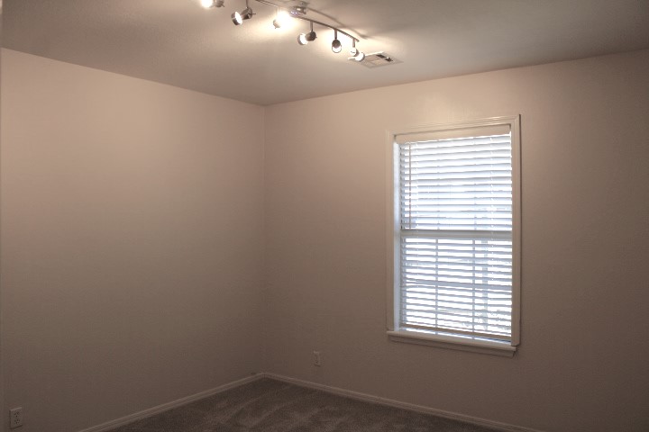 7434 S 95th East Avenue Property Photo 21