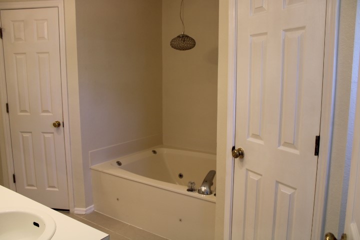 7434 S 95th East Avenue Property Photo 24