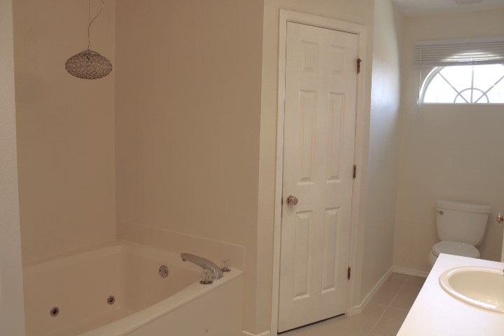 7434 S 95th East Avenue Property Photo 26