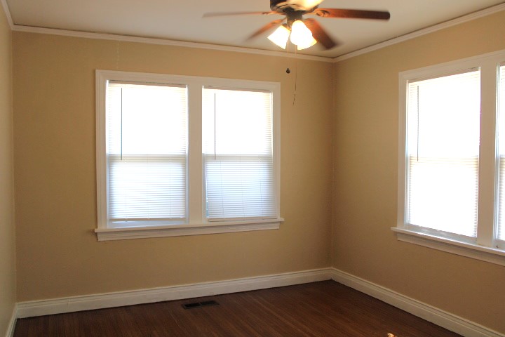 1536 S Atlanta Avenue Property Photo 8