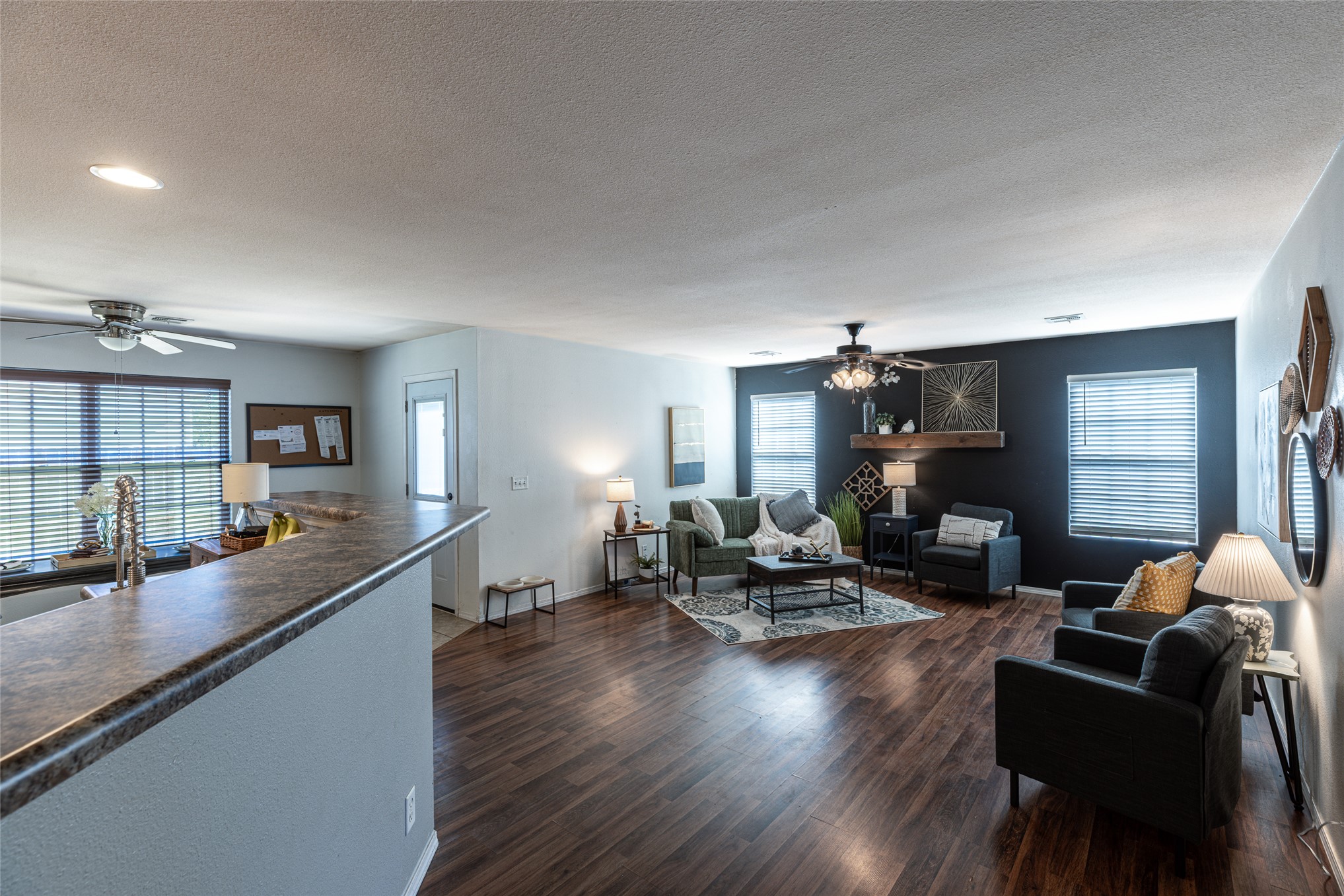25057 S Roselake Drive Property Photo 4
