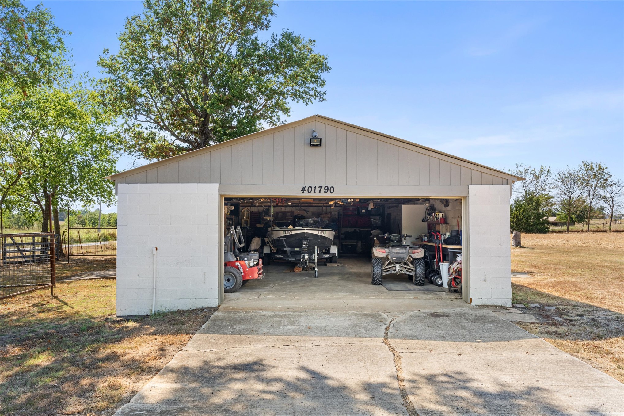 401790 W 4100 Road Property Photo 6