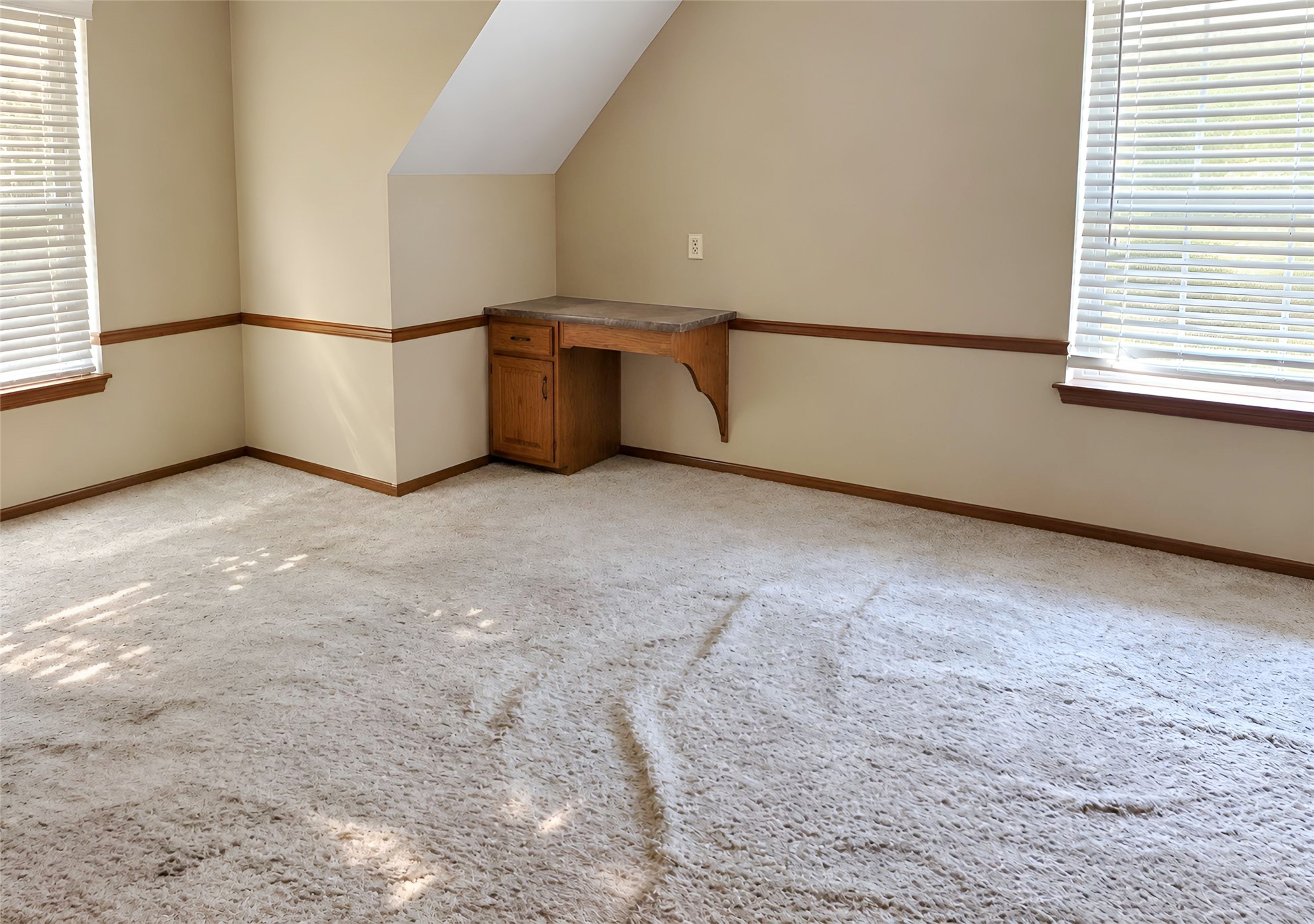6623 S 93rd East Avenue Property Photo 5