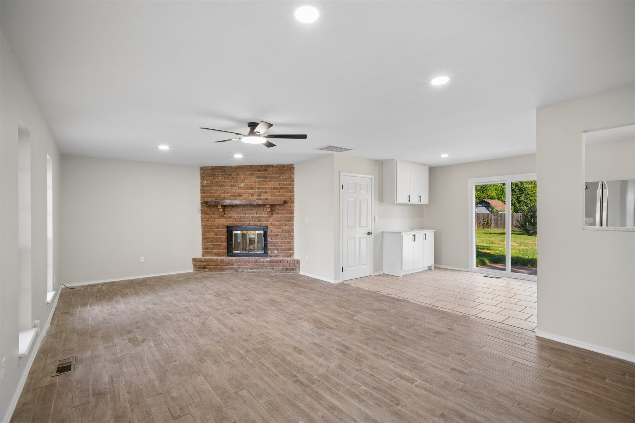 14515 Mockingbird Lane Property Photo 5