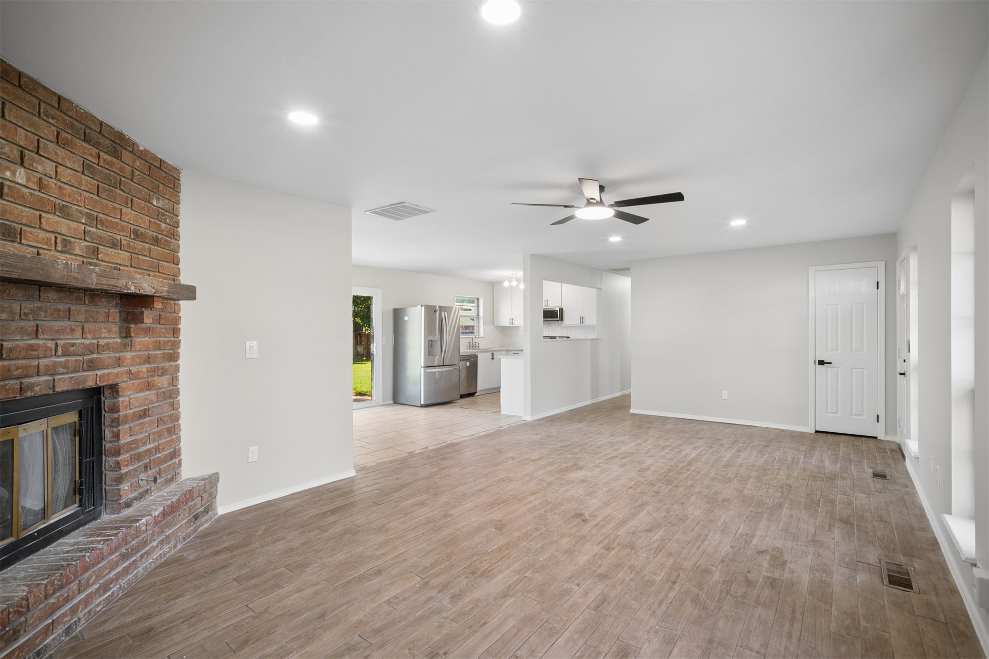 14515 Mockingbird Lane Property Photo 6