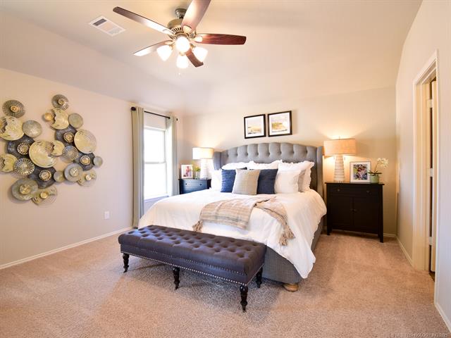 33 Orchid Street Property Photo 9