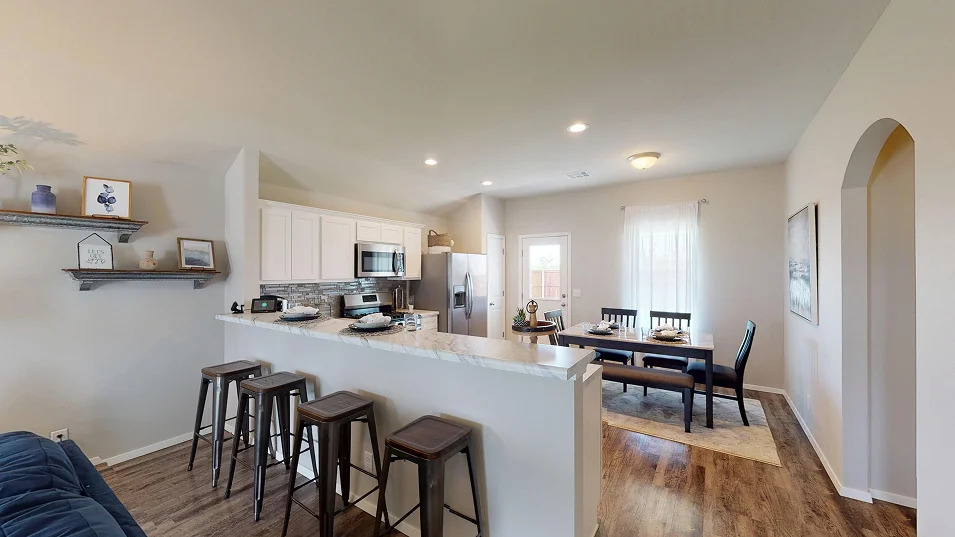 1530 E Honolulu Place Property Photo 4