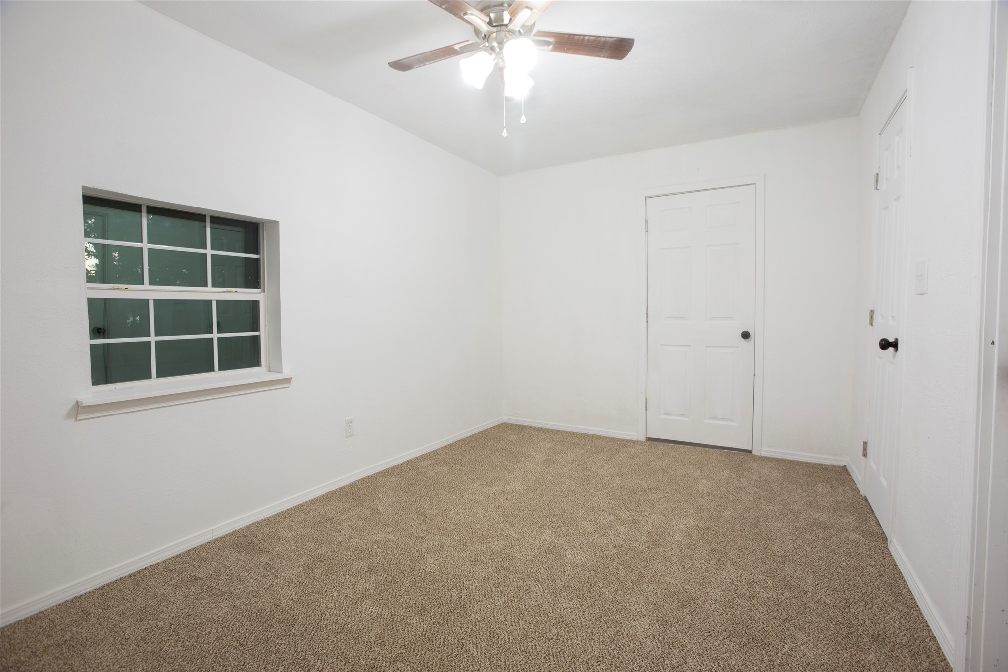 202 S Central Street Property Photo 20