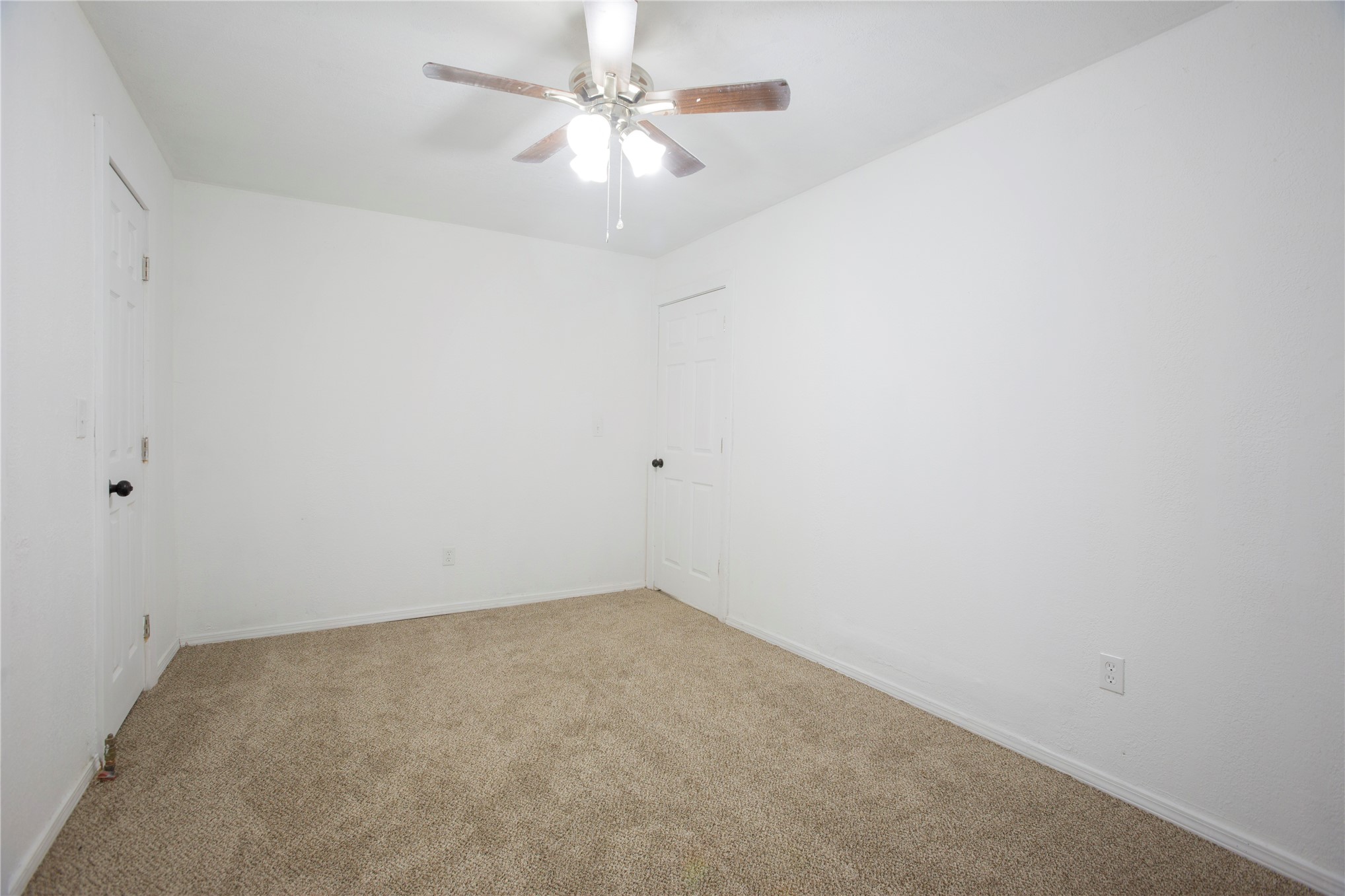 202 S Central Street Property Photo 25