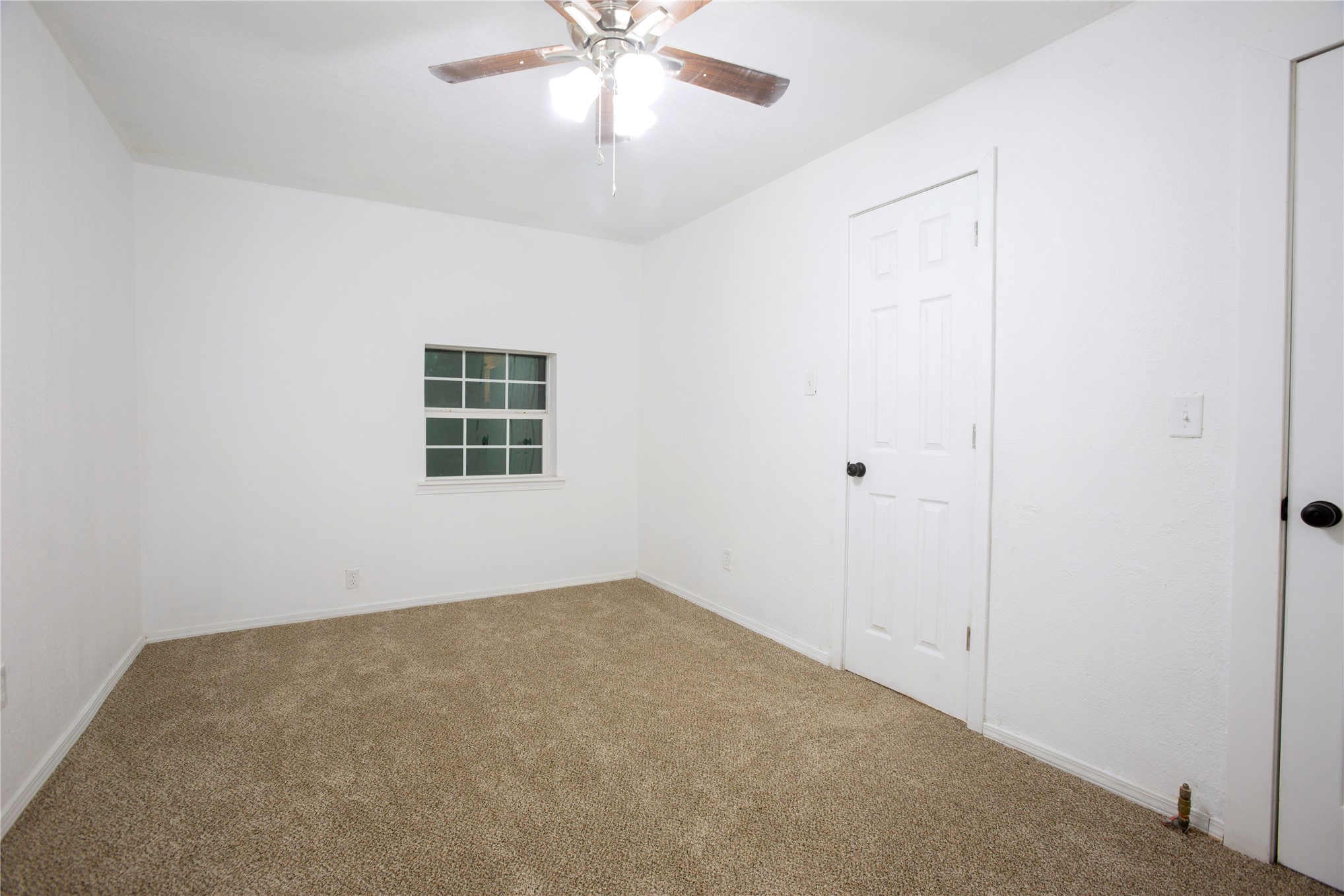 202 S Central Street Property Photo 26