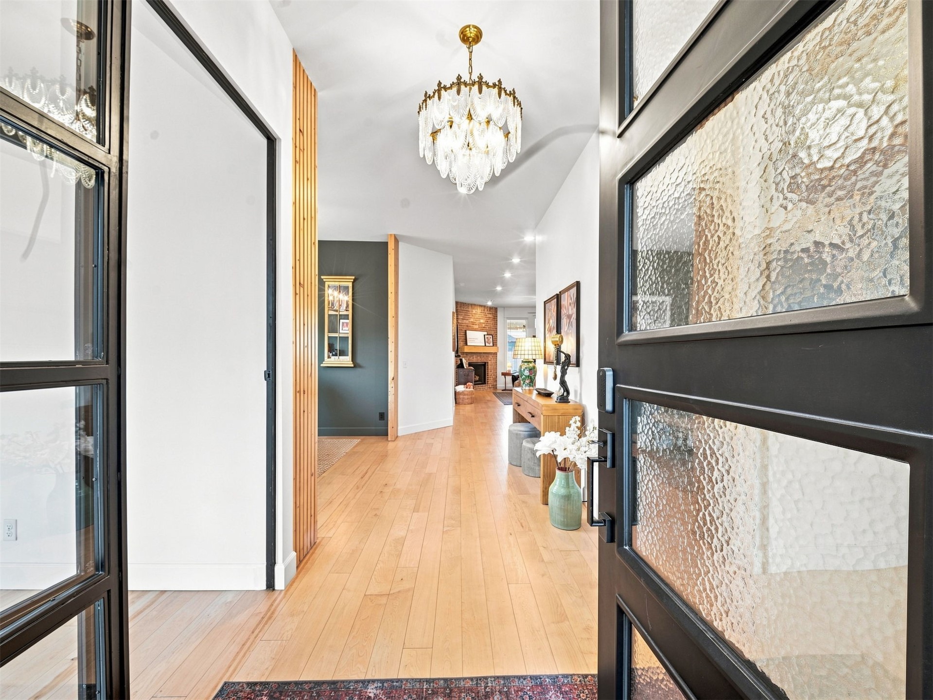 166 N Phillips Street Property Photo 3