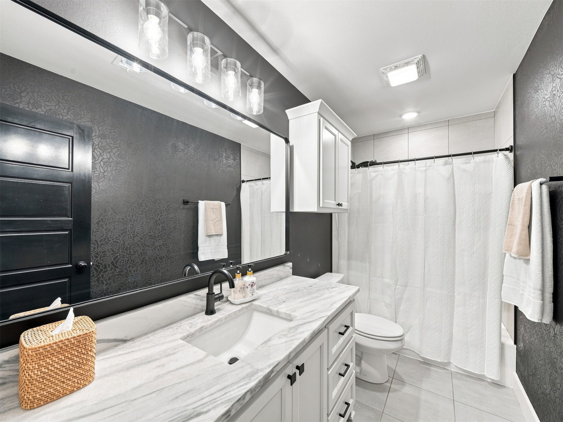 166 N Phillips Street Property Photo 19