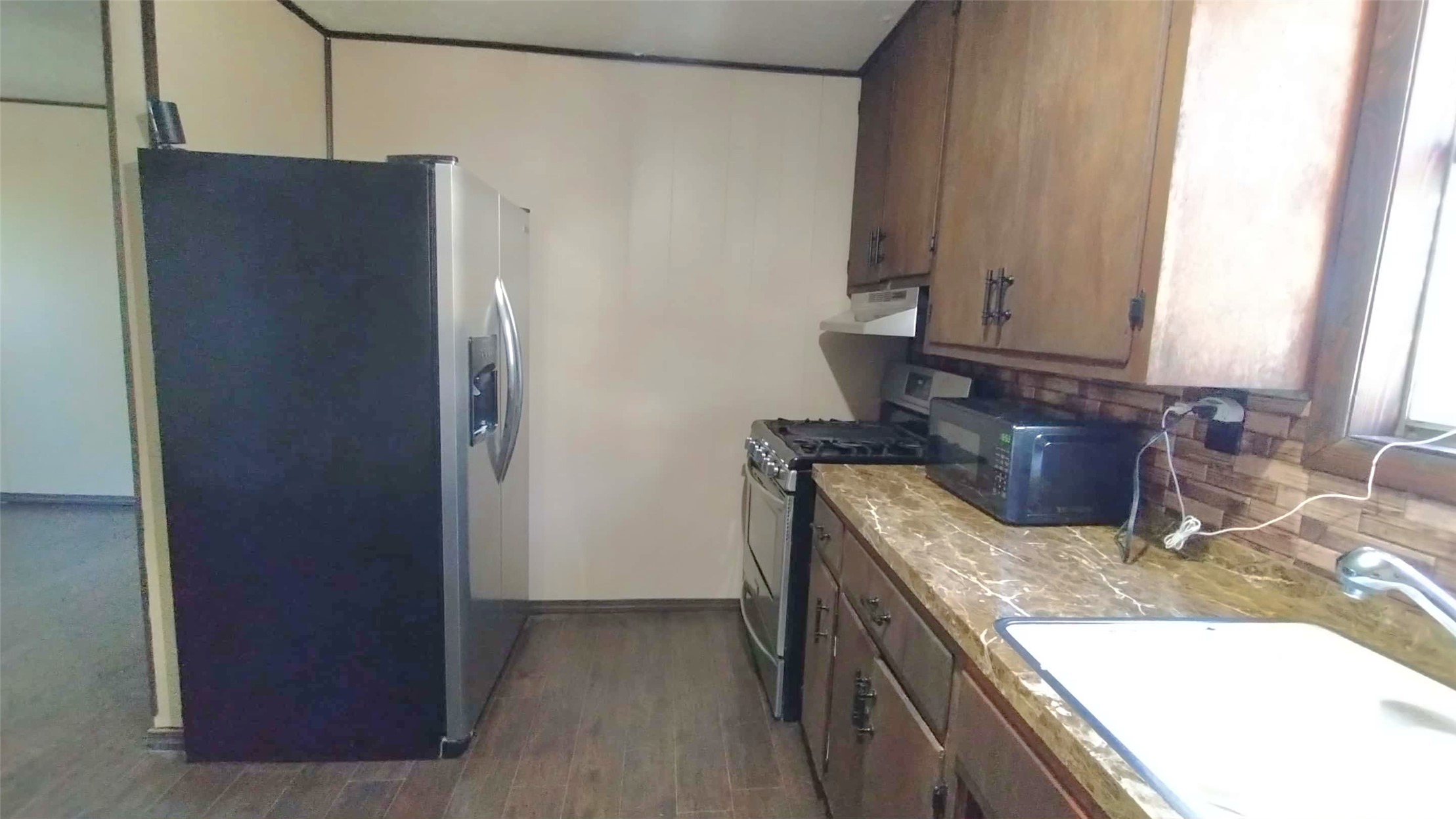1358 Shady Lane Property Photo 10