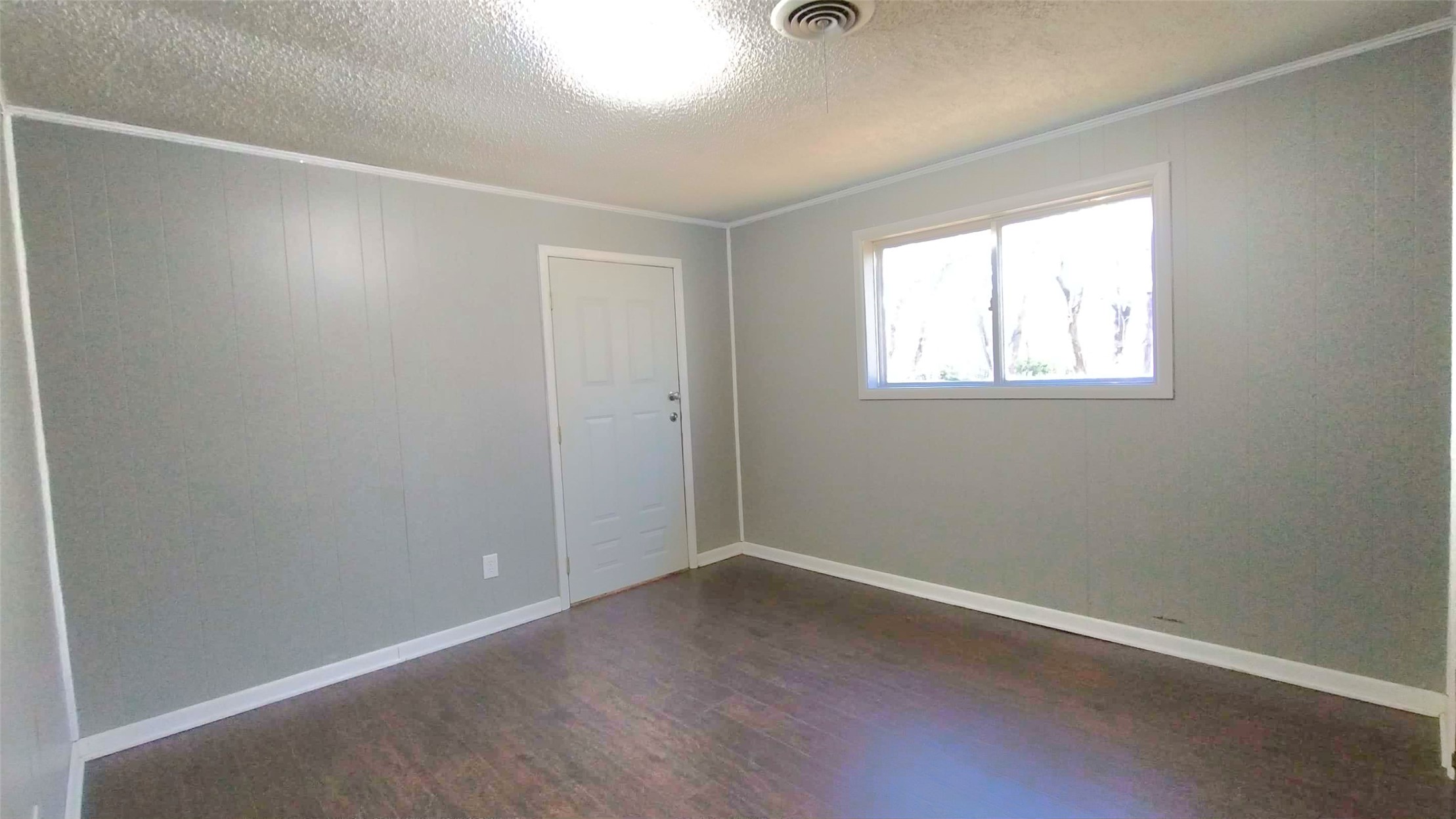 1358 Shady Lane Property Photo 12