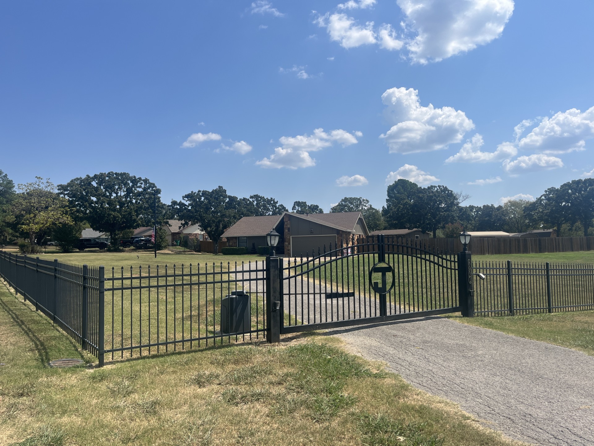 8921 Smith Circle Property Photo 1