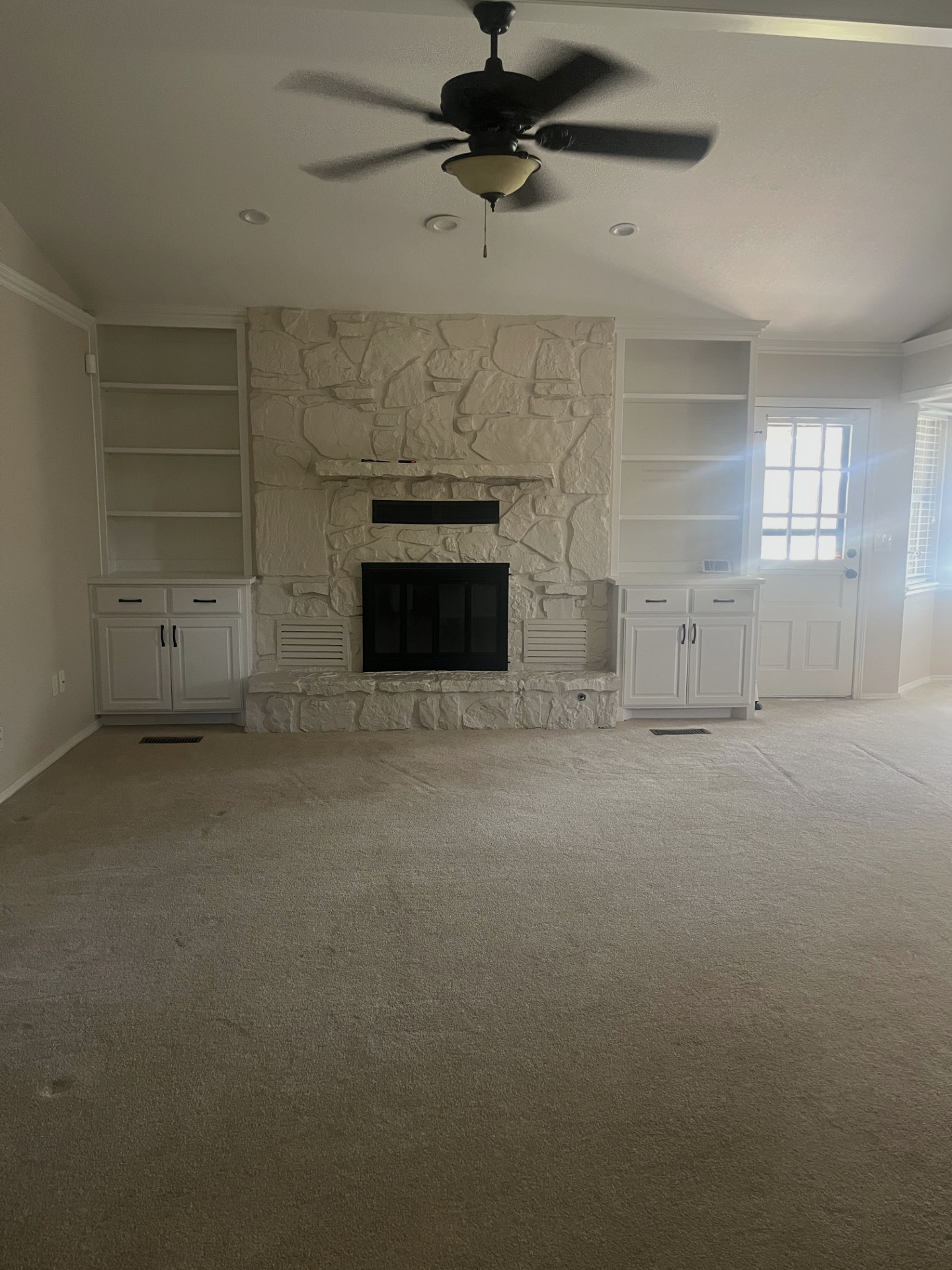 8921 Smith Circle Property Photo 3