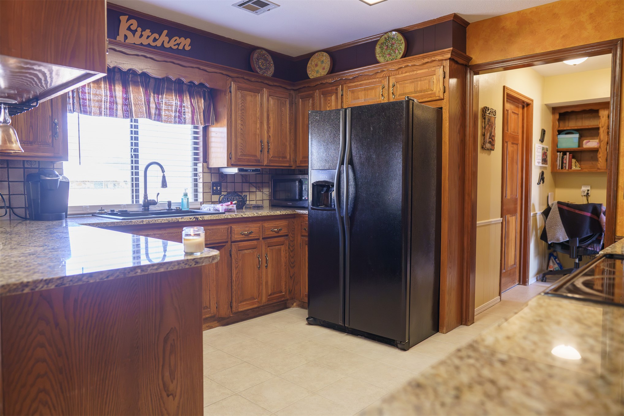 6716 Dover Court Property Photo 9
