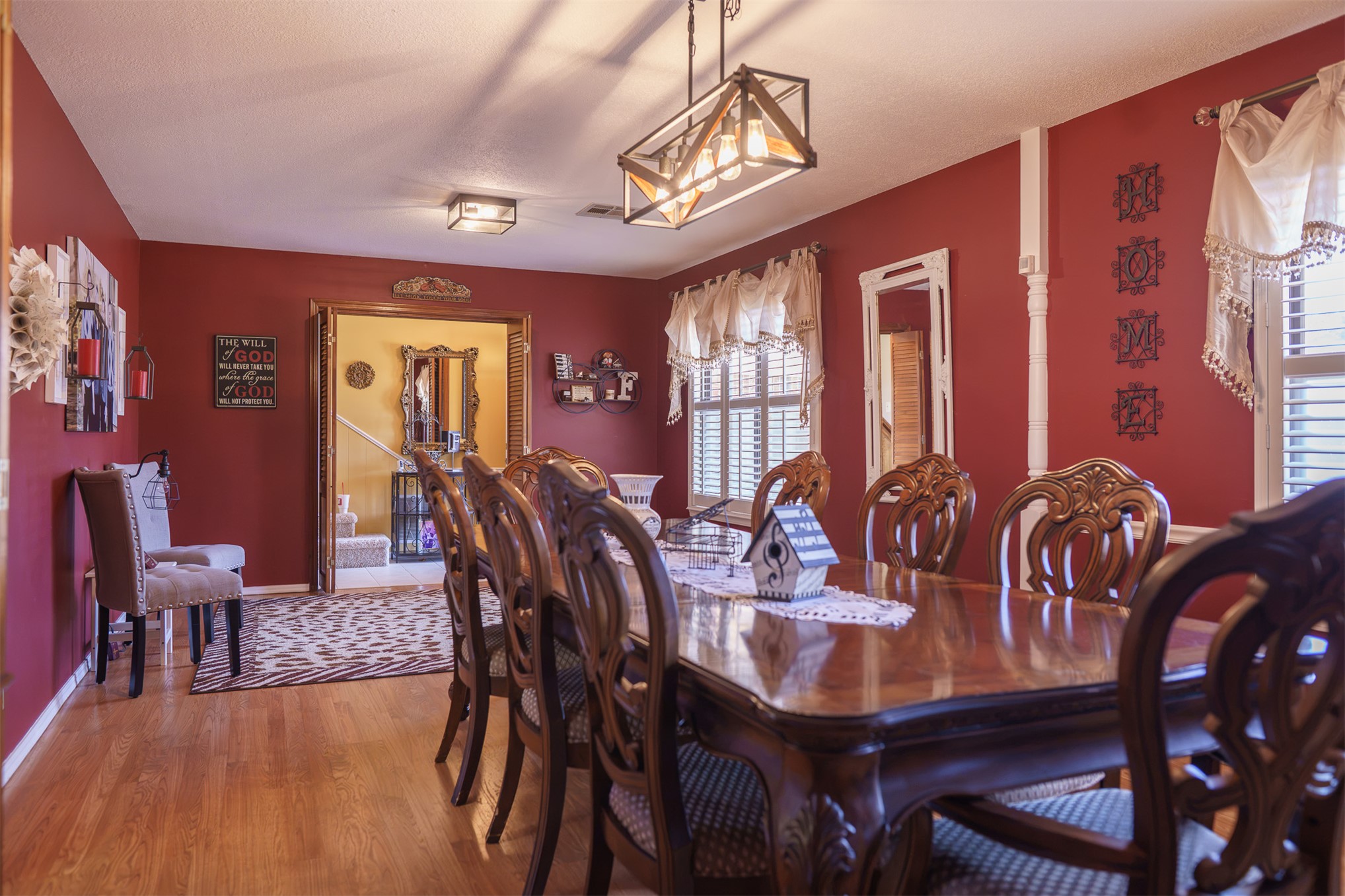 6716 Dover Court Property Photo 12