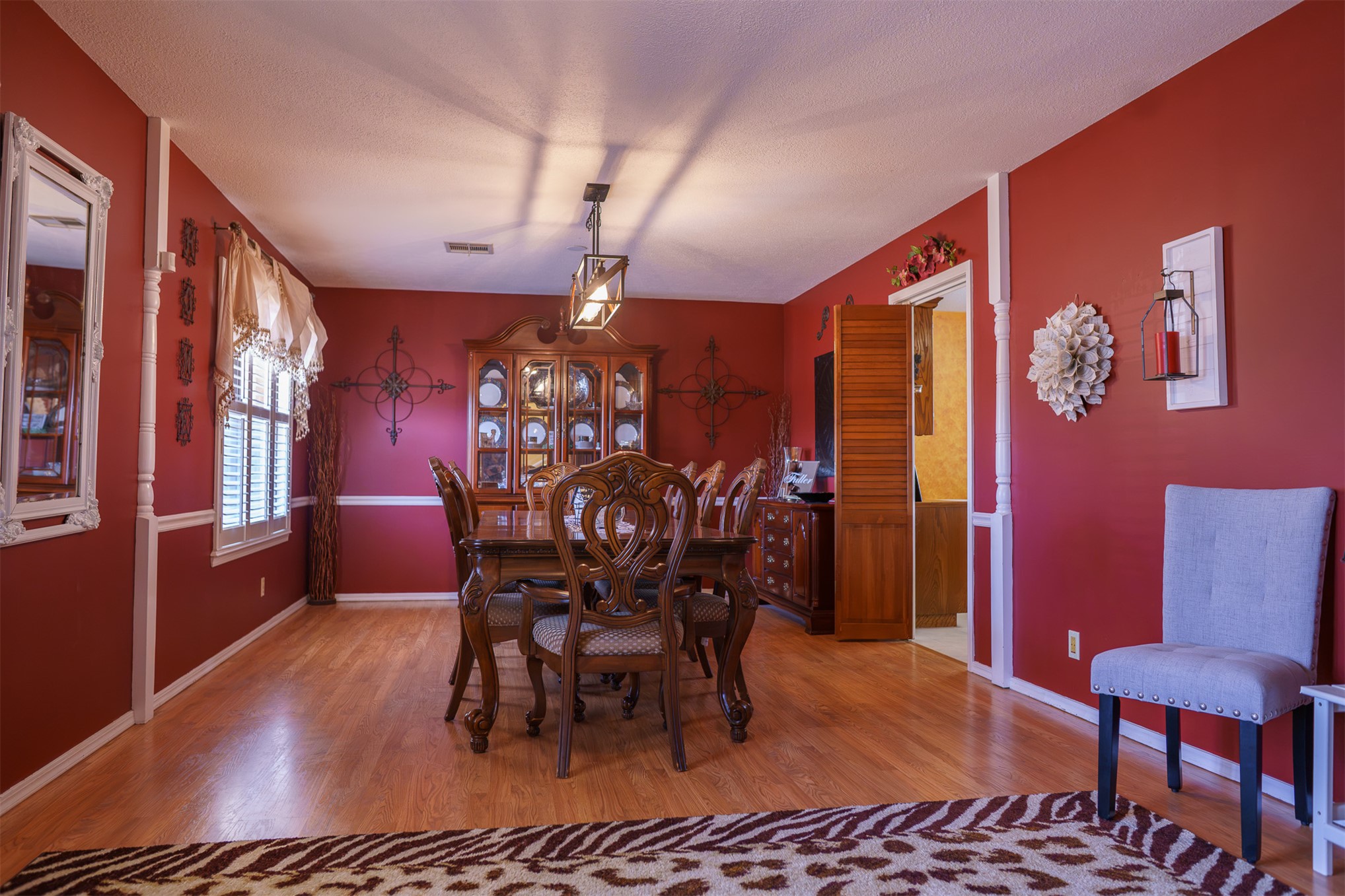 6716 Dover Court Property Photo 13