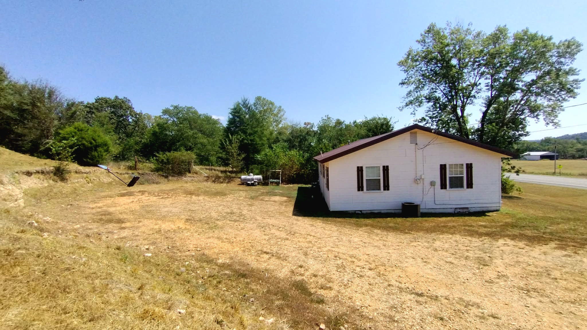 467353 W Hwy 62 Property Photo 4