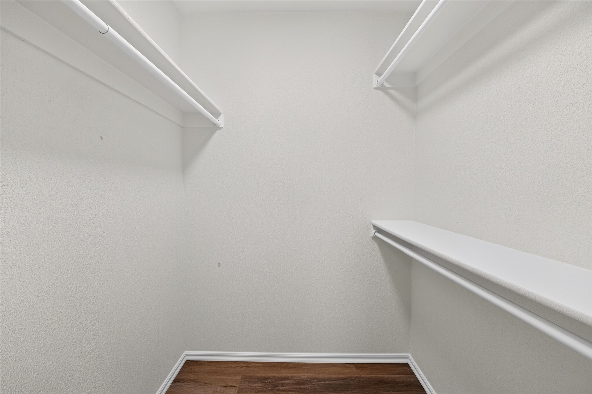 5400 S Maple Place Property Photo 22