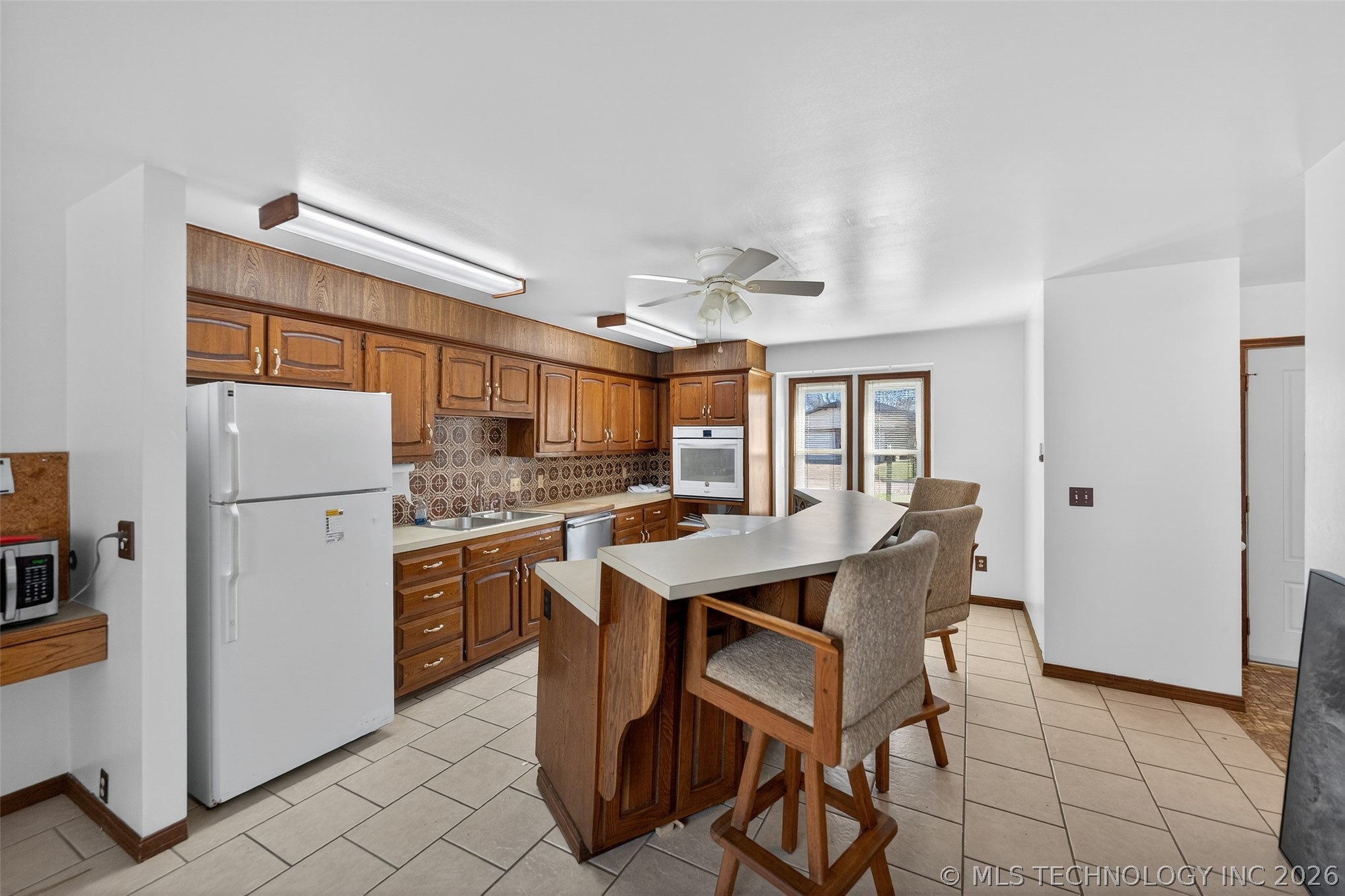 1408 S Veyda Street Property Photo 8