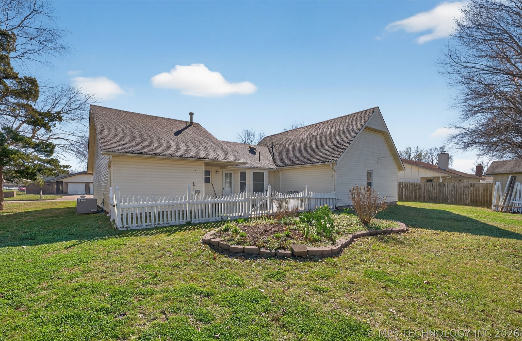 1408 S Veyda Street Property Photo 29