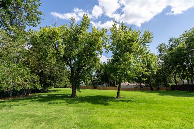 2602 E 16th Street Property Photo 15