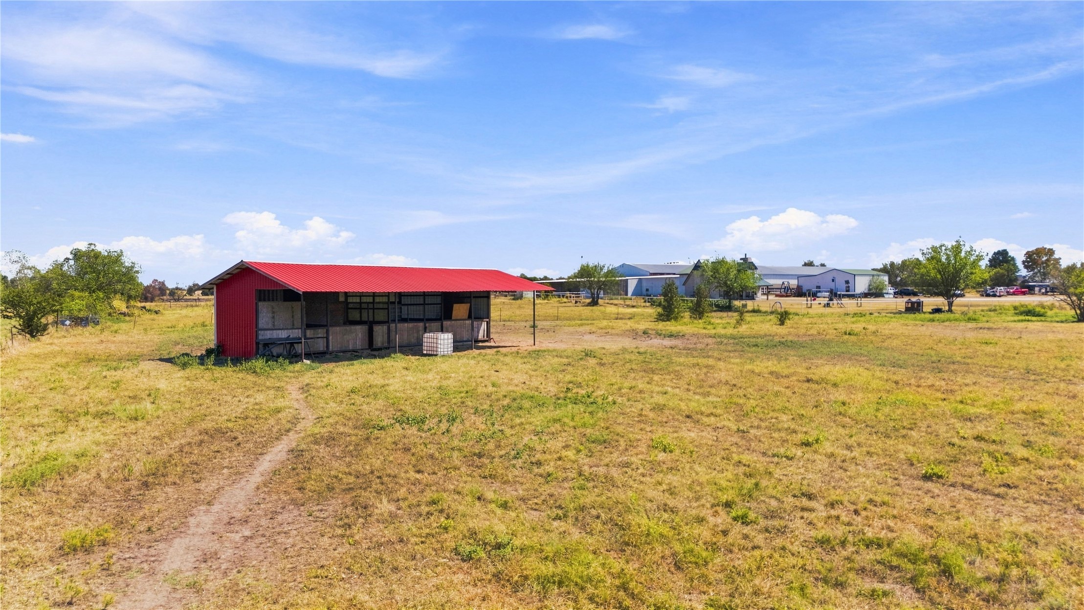 12183 Memorial Drive Property Photo 3